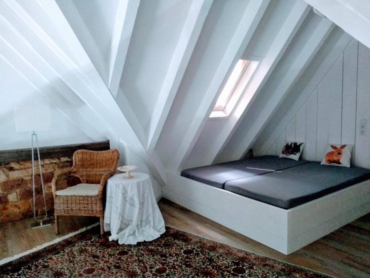 Oase Der Geborgenheit Apartment Venningen Bagian luar foto